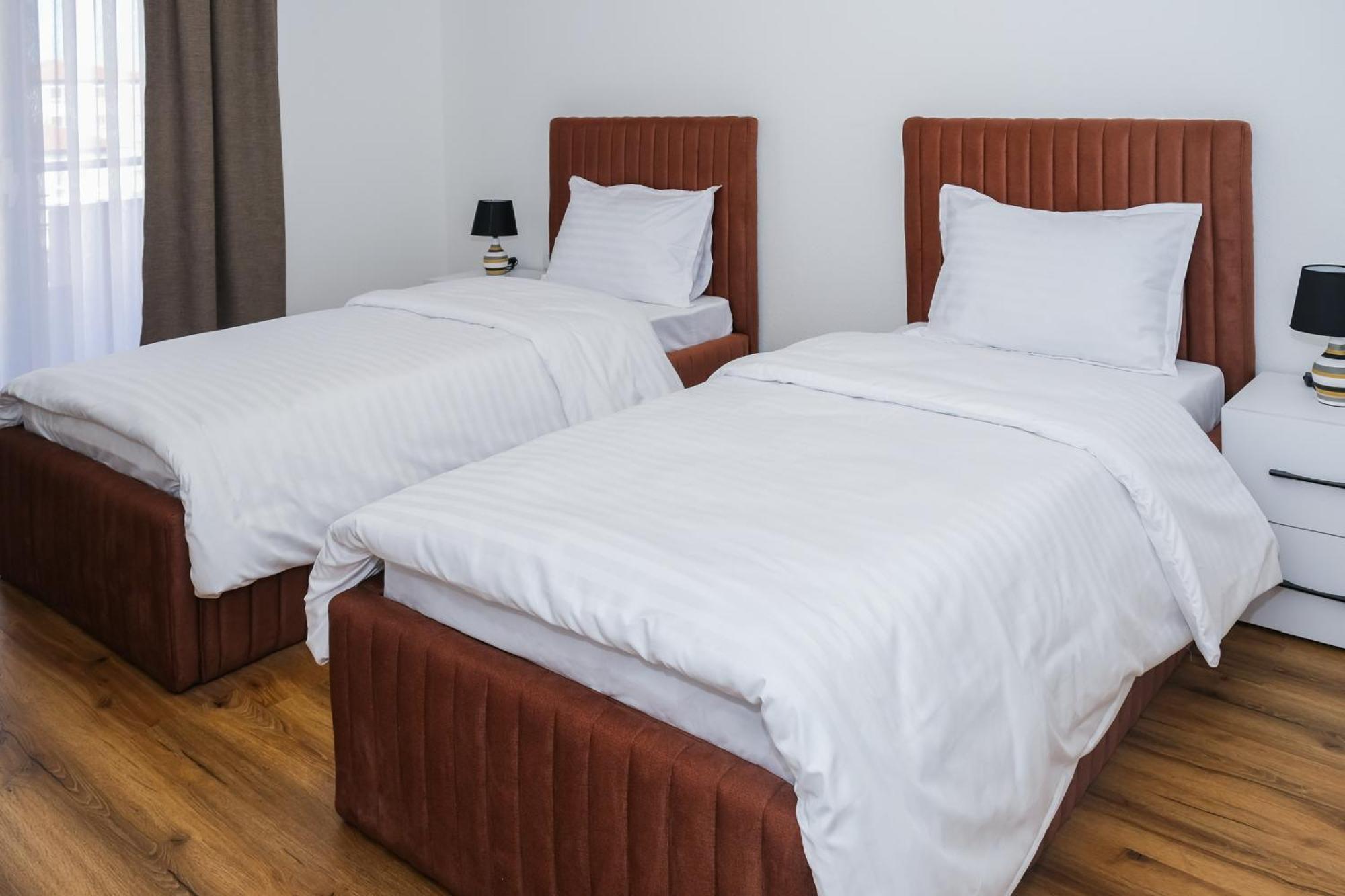 Nest Apartments Gjakova Eksteriør billede