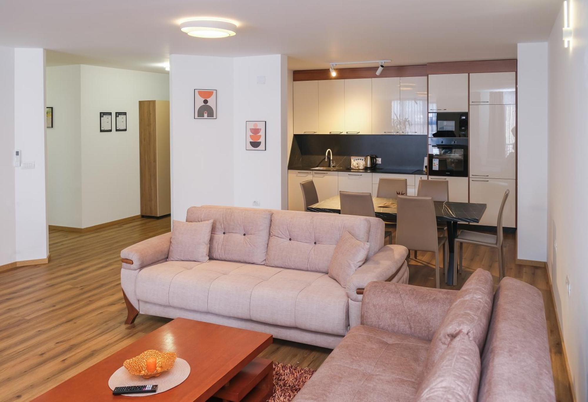 Nest Apartments Gjakova Eksteriør billede